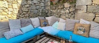 Maison de Village Tout Confort Avec Piscine