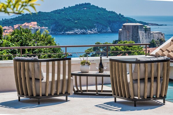 Terrace/patio - Villa Rossetta with Pool and Large Garden in Downtown Dubrovnik/6+1 bdrms/14 ppl (Dubrovnik)