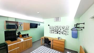 1 chambre, coffres-forts dans les chambres, bureau