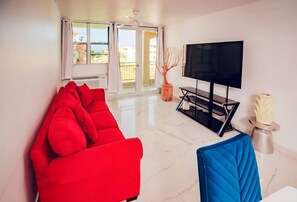 TV - Paradise Coast PR - Condo (Jobos)