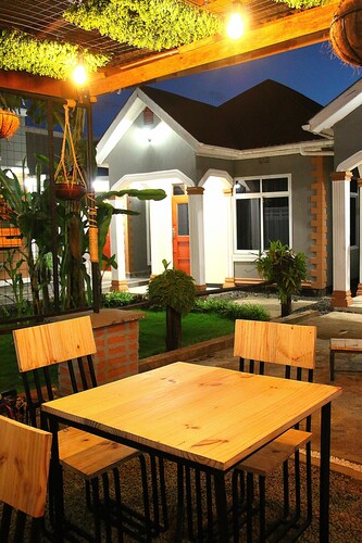 DAHARI HOME HOSTEL - Your Perfect Stay Every Time