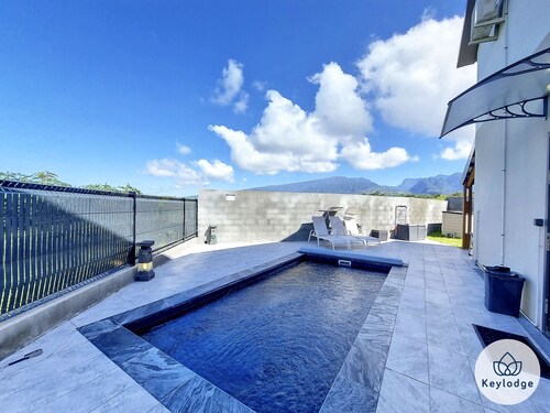 Villa Clokassya, avec piscine à Saint-Pierre