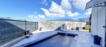 Villa Clokassya, with swimming pool in Saint-Pierre