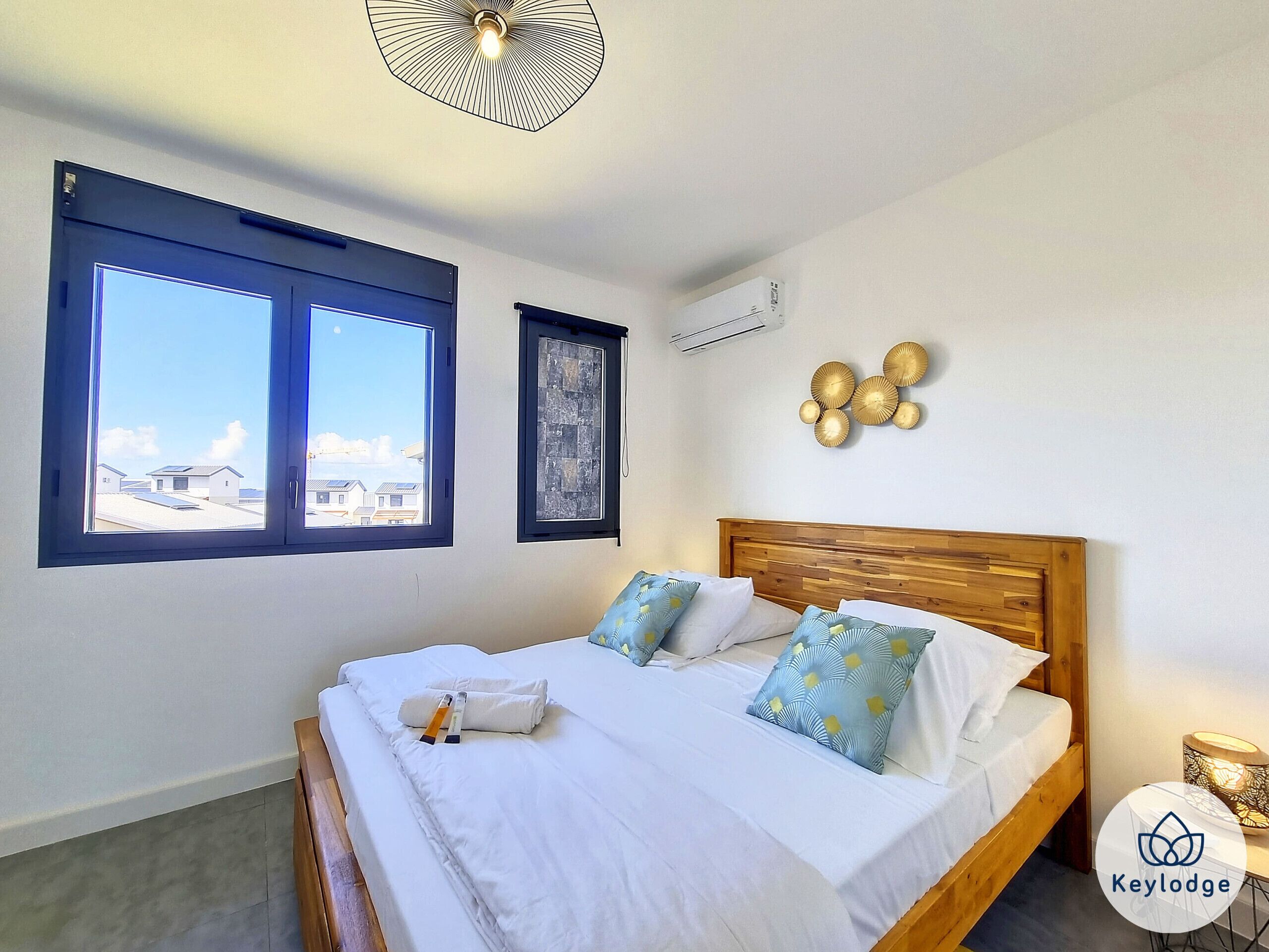 2 chambres, fer et planche à repasser, Wi-Fi gratuit, draps fournis