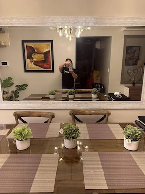 Dining - BGC CONDO FOR SALE (Taguig)