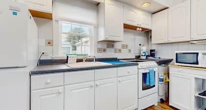 Ocean view getaway with a deck & shared yard - walk to the beach