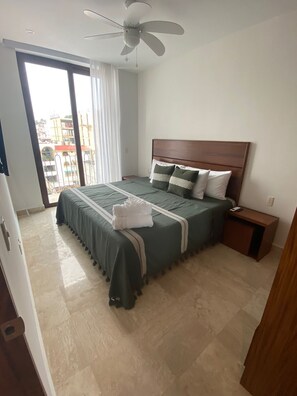 Grand-Suite | Bettwäsche aus ägyptischer Baumwolle, hochwertige Bettwaren, Zimmersafe