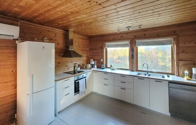 Amazing home in Hatlestrand with WiFi