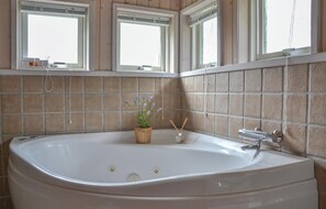 Shower - Cozy home in Græsted with WiFi (Græsted)