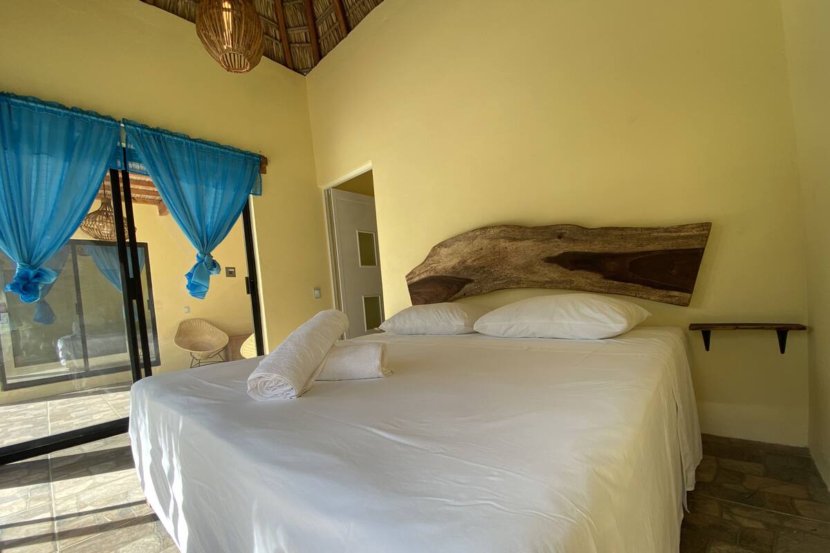 Wifi gratis y ropa de cama 