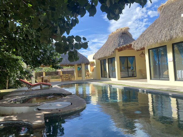 Outdoor pool - Casa de las Libélulas (Puerto Escondido)