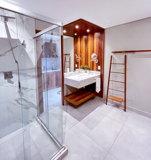 Apartamento | Banheiro | Sabonete, papel higiênico