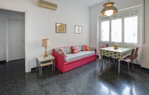 Living area - La casa del Cartografo (Genova)