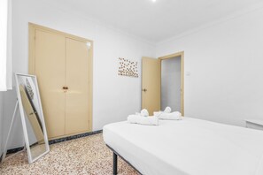 2 camere, ferro/asse da stiro, Wi-Fi gratuito, lenzuola