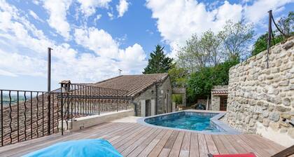 La Villa du Bonheur: Charm, Comfort, and Relaxation in Puy-Saint-Martin