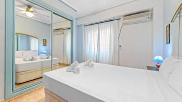 2 bedrooms, iron/ironing board, free WiFi, bed sheets