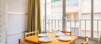 Apartment 'Sunflower Pasaje' with Sea View and Shared Terrace