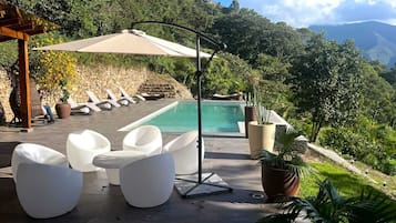 Piscina all'aperto