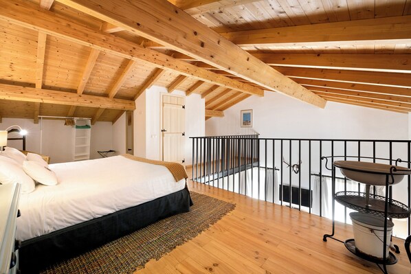 7 عدّة غرف نوم ومكواة/لوح كي وواي فاي مجانًا وملاءات أسرّة