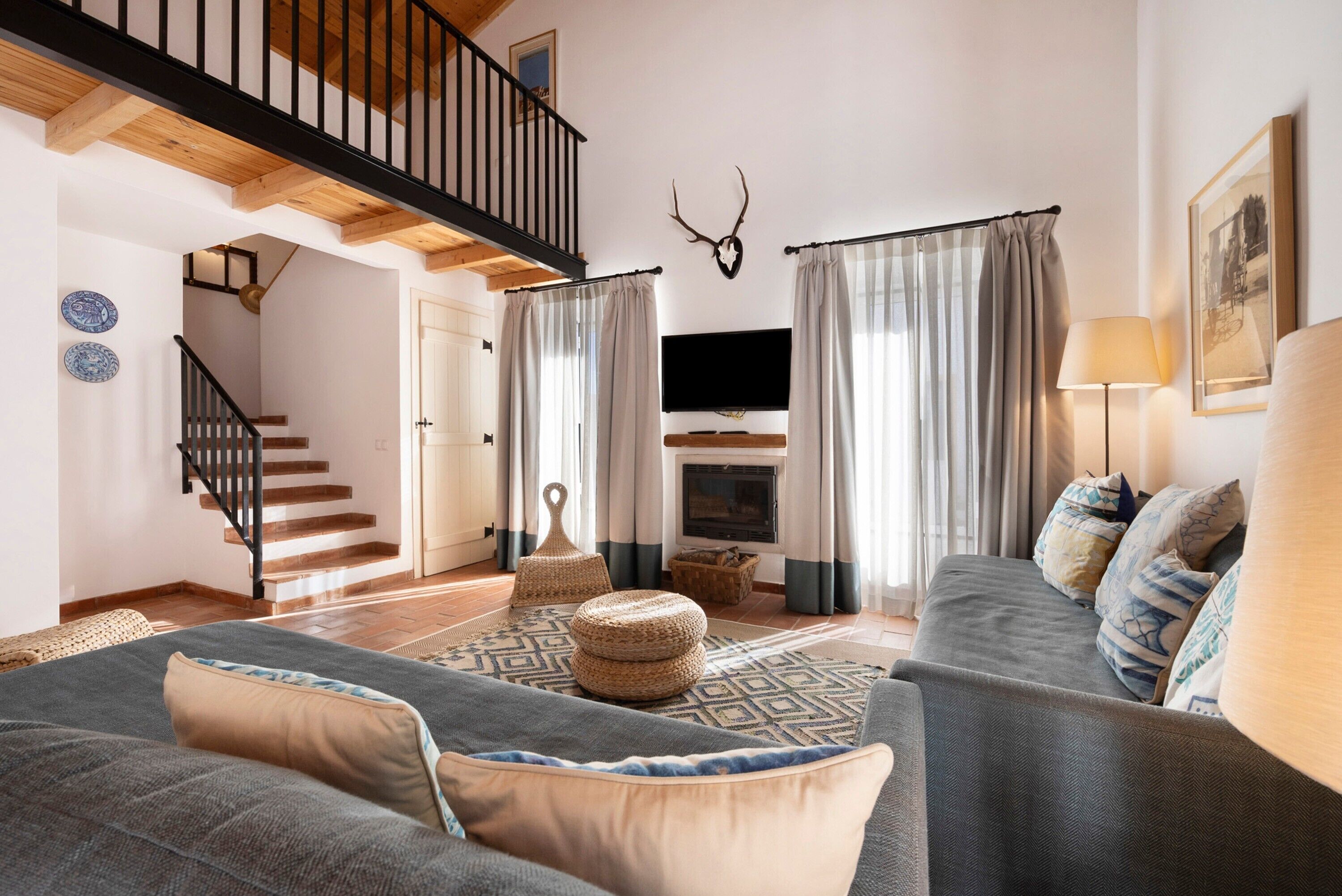 Maison De Campagne "Quinta Da Donalda" Avec Vue Sur Les Montagnes, Piscine Privée Et Wi-fi - Portimão