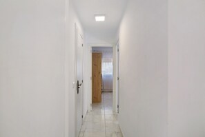 Interior - Vacation Apartment 'Un Descanso 2-2' with Wi-Fi (Maspalomas)