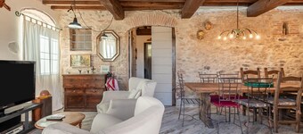 Holiday Home 'La Capanna Di Arturo Ground Floor' with Mountain View, Wi-Fi & Air Conditioning