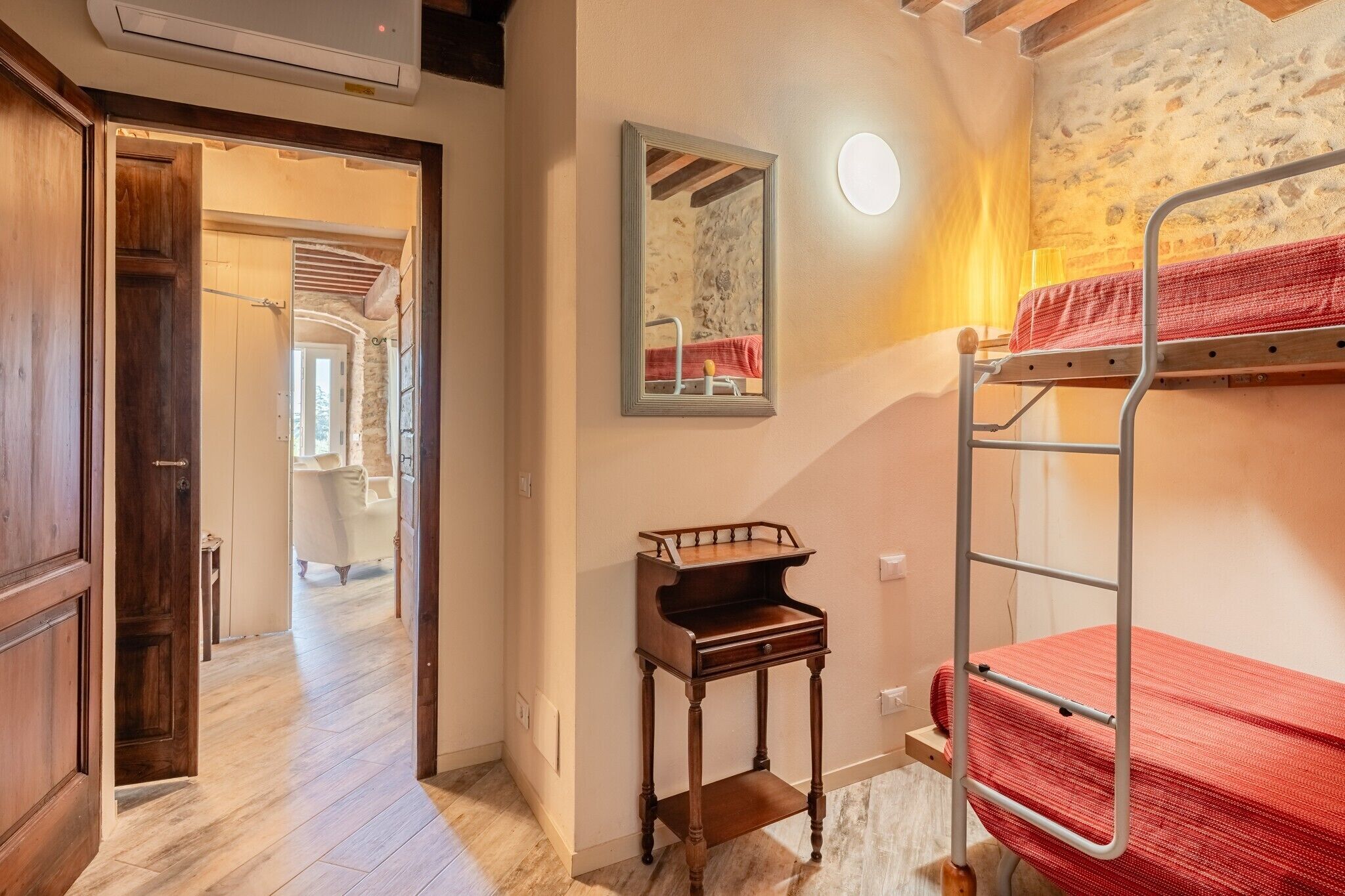 2 dormitorios, wifi gratis, ropa de cama