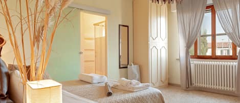 2 Schlafzimmer, BĂŒgeleisen/BĂŒgelbrett, kostenloses WLAN, BettwĂ€sche