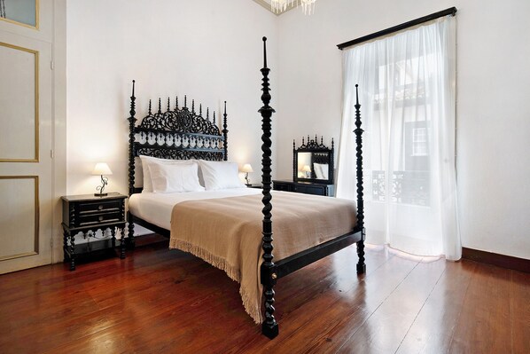 3 habitaciones, tabla de planchar con plancha y wifi gratis 