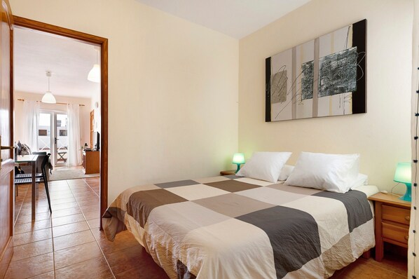 1 bedroom, iron/ironing board, free WiFi, bed sheets