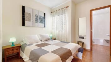 1 bedroom, iron/ironing board, free WiFi, bed sheets