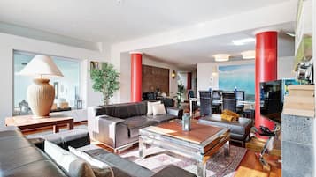 TV, DVD player, stereo