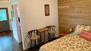 1 多间卧室、免费 WiFi、床单