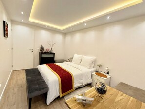 2 quartos, escrivaninha, Wi-Fi de cortesia, roupa de cama