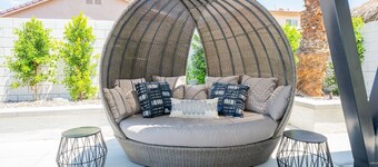 Casa Zorillo - Remodeled masterpiece - 7BR Gameroom Pool/Spa Gaming