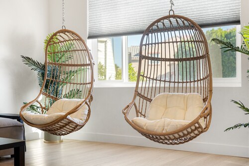 Stunning salt-water pool home with games and more!