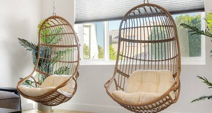 Stunning salt-water pool home with games and more!