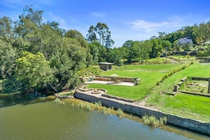 Property grounds - Waterfront Retreat - Kayaks, Heated Pool, Firepit and so much more! (Lower Portland)