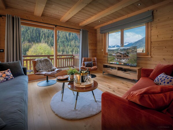 Fernseher, Stereoanlage