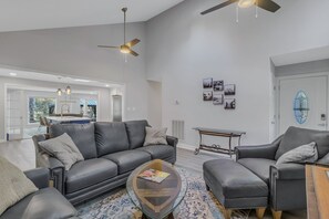 Smart TV, DVD player, stereo - Spacious waterfront family retreat. Dogs welcome!, 1-Level Home w/ Rec Room and Fenced Yard (Northumberland County)