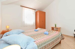 2 bedrooms - Holiday apartment with air conditioning (Valbandon)