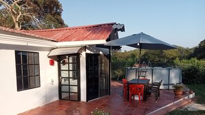 Outdoor dining - Casa Campestre la Pradera (carmen de apicala)