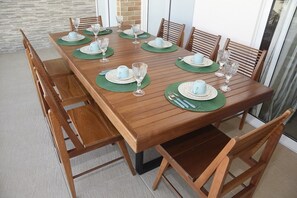 Dining - Apartamento na Praia do Francês - Venha Curtir a Praia Mais Badalada de Alagoas (Praia do Francês, Marechal Deodoro)