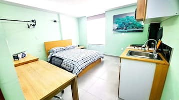 1 bedroom, iron/ironing board, WiFi, bed sheets