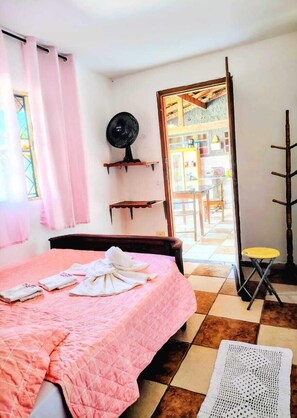 Standard Double Room | Free WiFi, bed sheets - Hostel Canto da Praia São Sebastião - próximo ao enrocamento Caraguatatuba (São Sebastião)