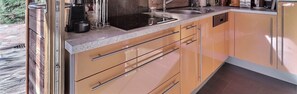 Four, plaque de cuisson, lave-vaisselle
