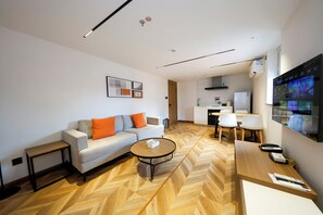 Comfort Condo, 1 Bedroom, Non Smoking | In-room dining - LN Residece Taojin (Guangzhou)