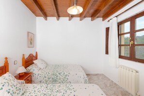 3 Schlafzimmer, Bügeleisen/Bügelbrett, Reisekinderbett, kostenloses WLAN