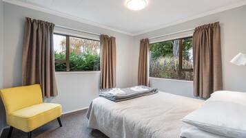 2 bedrooms, free WiFi, bed sheets