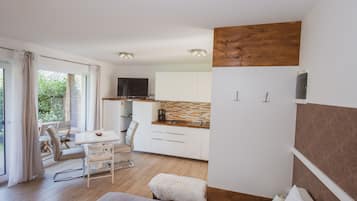 1 slaapkamer, een strijkplank/strijkijzer, reisbedje, gratis wifi